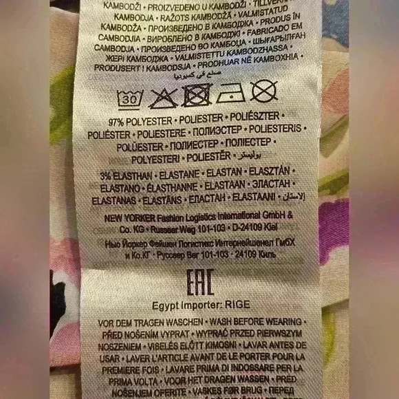 Amisu Pink Blue Green Floral Cropped Long Sleeved Blouse Size L Like New - Picture 8 of 12